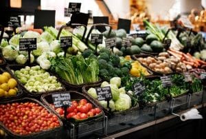 variete-legumes-biologiques-dans-supermarche